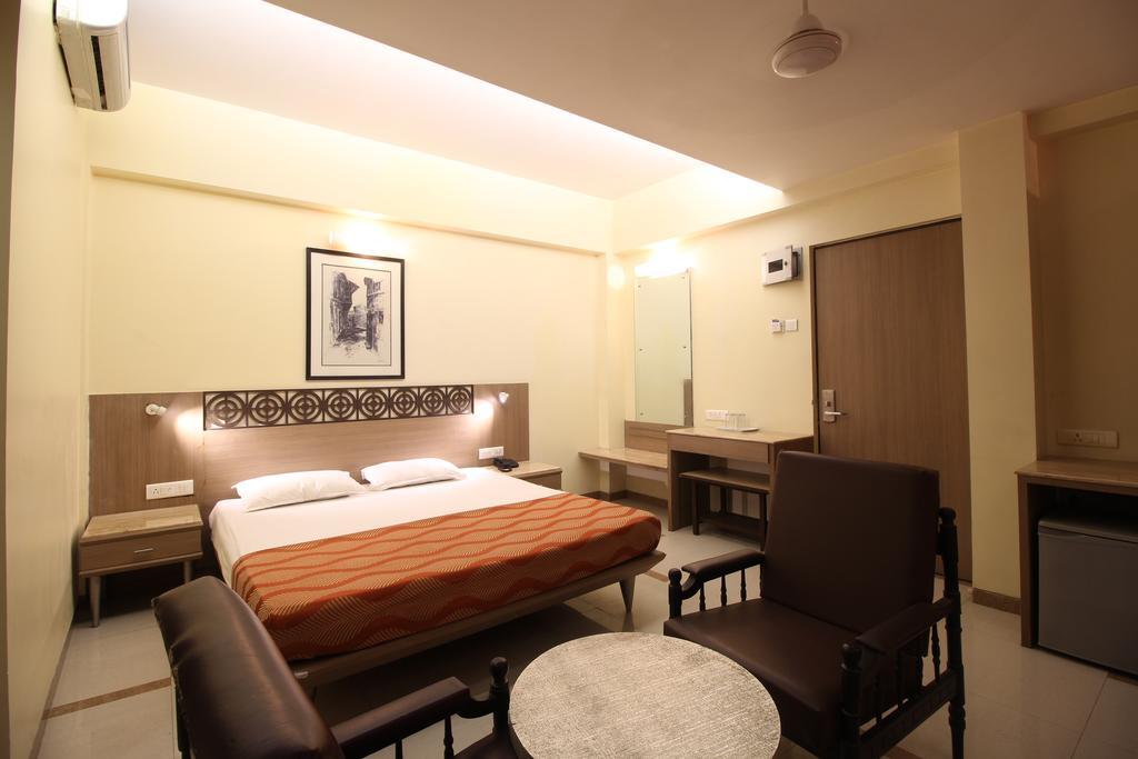 Hotel Samrat Mumbai Quarto foto